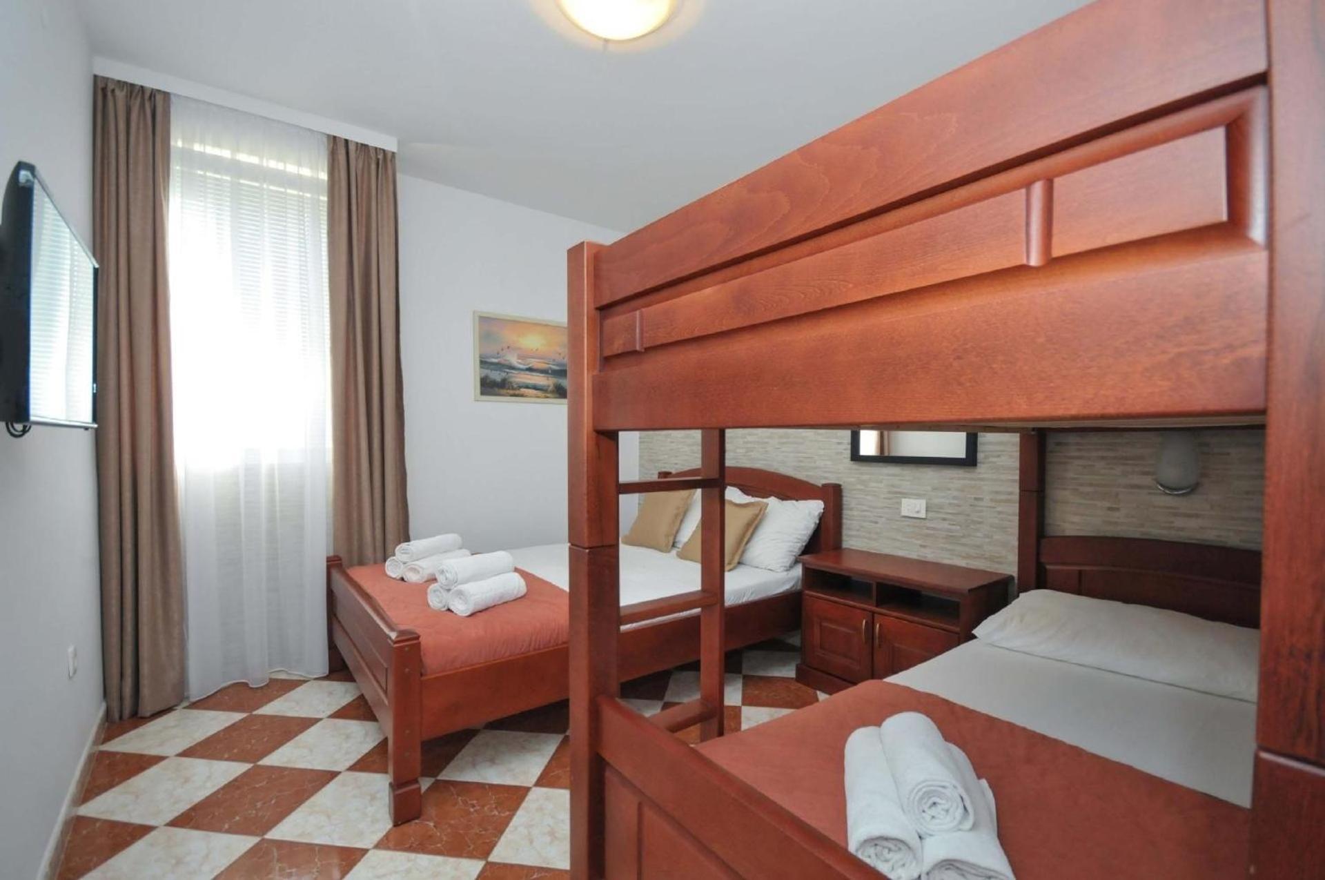 Ferienwohnung Fuer 4 Personen Ca 55 M In Budva, Adriakueste Montenegro Kueste Um Budva Exterior foto